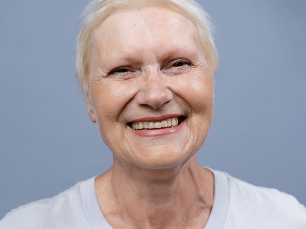 Persona adulta mayor de 65 años